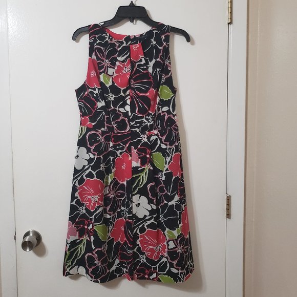 Pretty Navy Pinks & Green Floral Dress by Banana Republic Size 10 - Picture 2 of 9